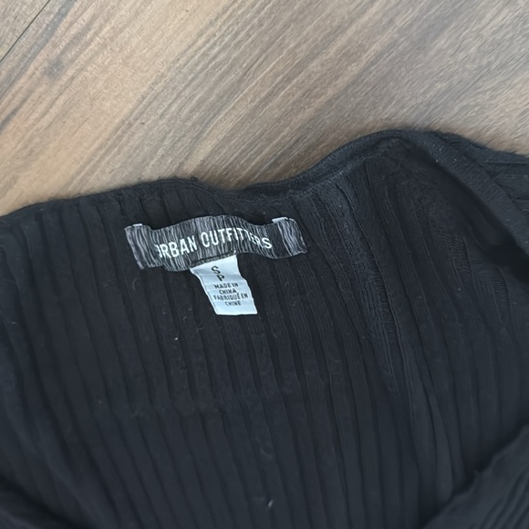 Urban outfitters front clasp sweater - Picture 2 of 4